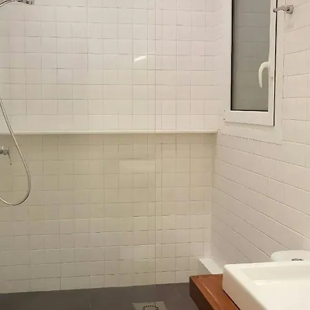 Filmoteca Sarria 1- Wifi Quiet Bright Comfi Apartment