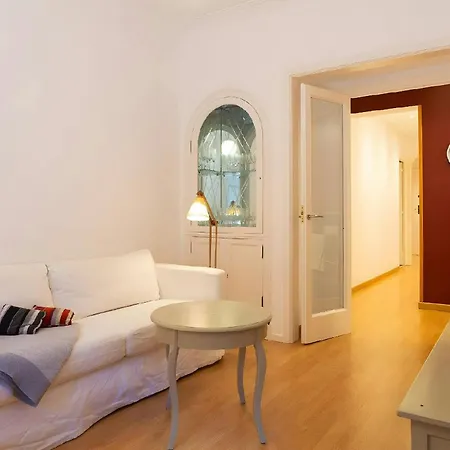 Filmoteca Sarria 1- Wifi Quiet Bright Comfi *
