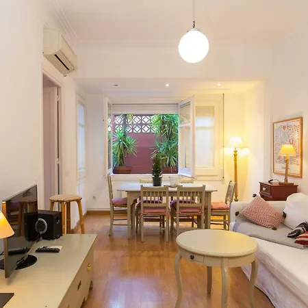 Filmoteca Sarria 1- Wifi Quiet Bright Comfi Appartamento