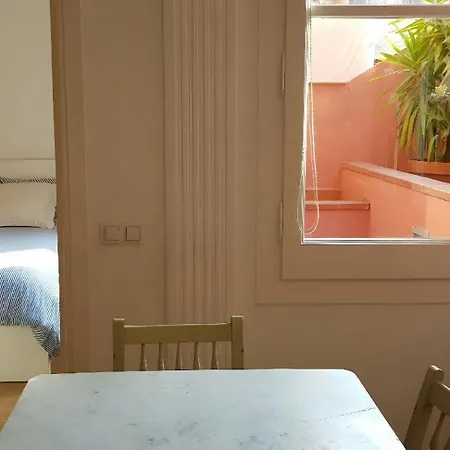 Fantastic Near Plaça Francesc Macia In L'eixample Esquerra Apartamento *