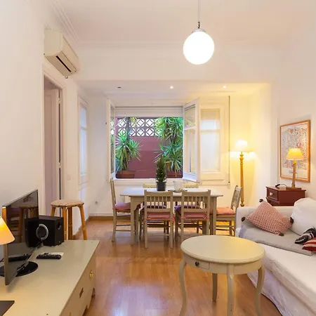 Filmoteca Sarria 1- Wifi Quiet Bright Comfi Apartament Barcelona