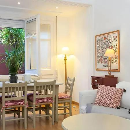 Filmoteca Sarria 1- Wifi Quiet Bright Comfi