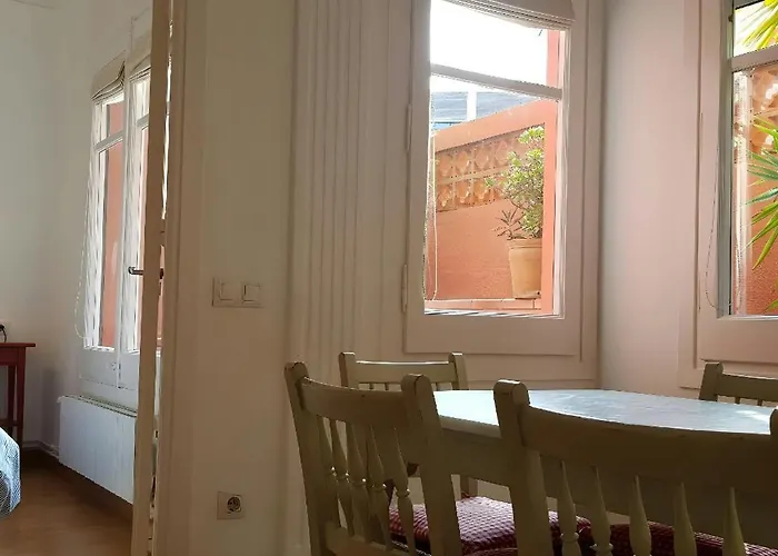 Apartamento Filmoteca Sarria 1- Wifi Quiet Bright Comfi Barcelona