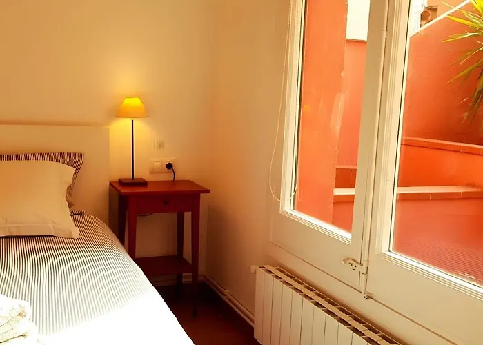 Apartamento Filmoteca Sarria 1- Wifi Quiet Bright Comfi *