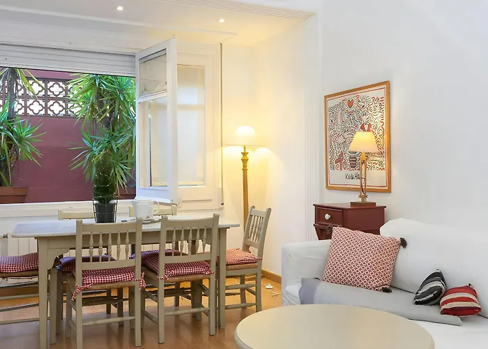Apartamento Filmoteca Sarria 1- Wifi Quiet Bright Comfi Barcelona